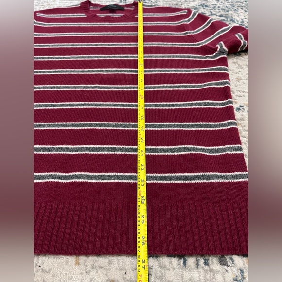 Express Lambs Wool Crew Neck Sweater - Men’s Medium - Picture 9 of 10